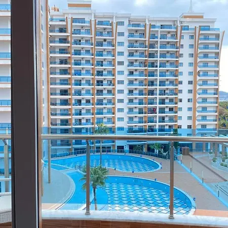 Apartment Azura Park